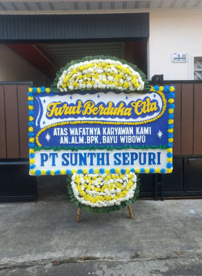 Papan Bunga Duka di Garegeh