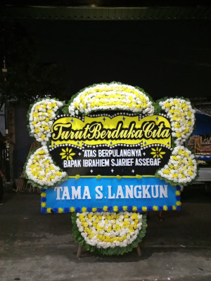 Papan Bunga Duka di Garegeh